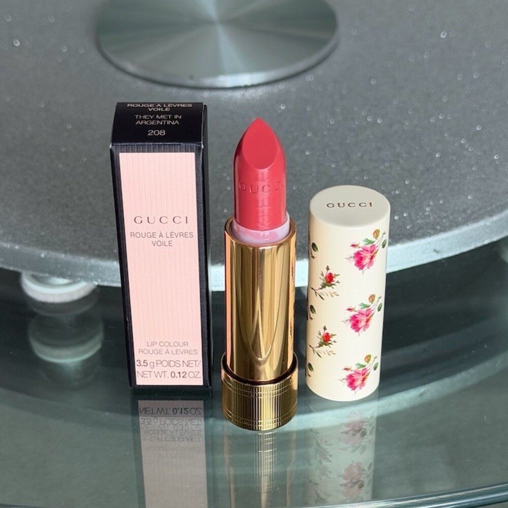 Gucci Rouge à Lèvres Voile Sheer Lipstick 208 They Met in Argentina w/ Box